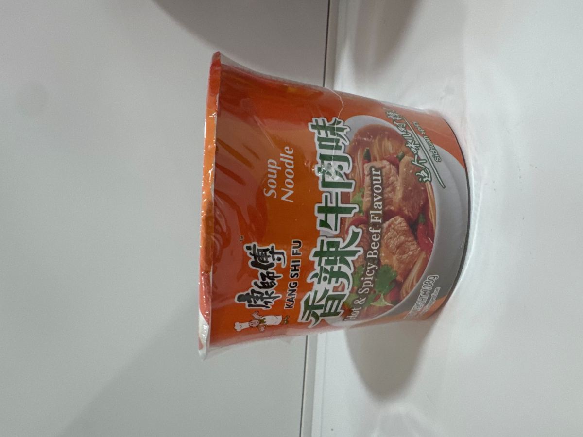 康师傅香辣牛肉面桶装108g