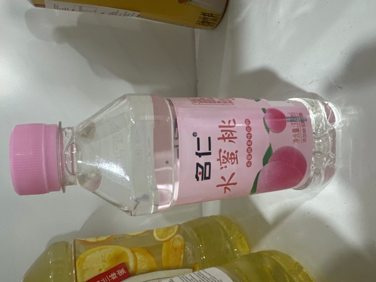 名仁水蜜桃果味饮料