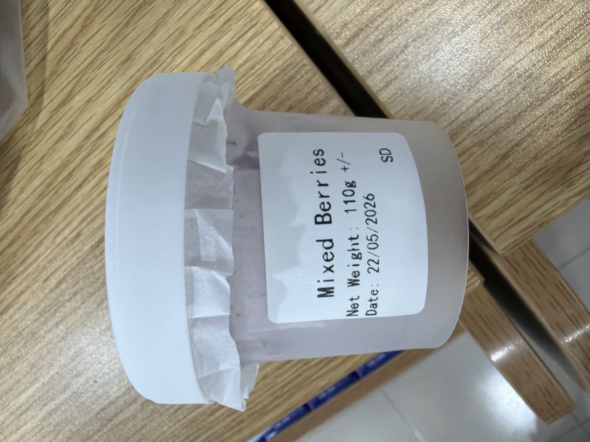 干噎酸奶 莓果